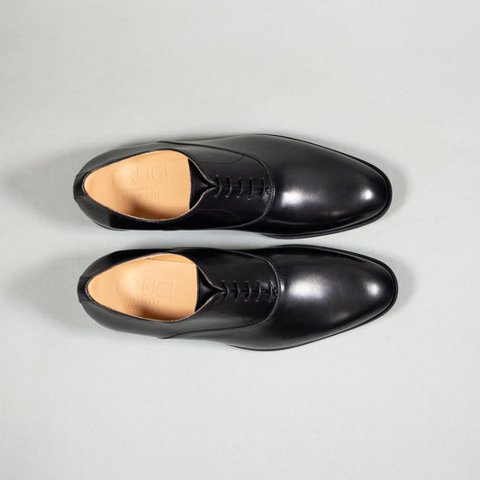 Aruci - Oxford Plain