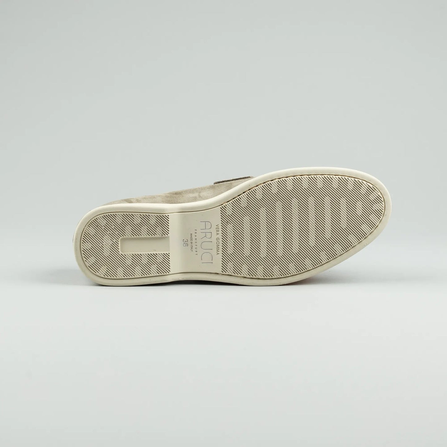 Aruci - Tassel Loafer