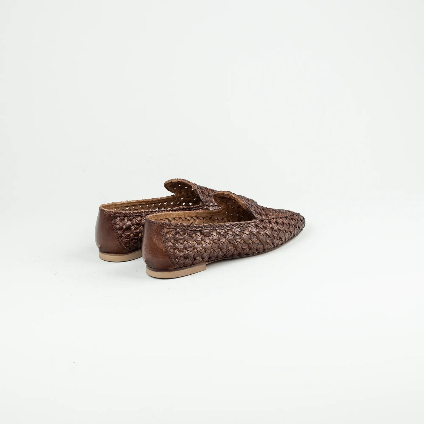 Loafer Damen – Geflochten, Modern & Stilbewusst | Aruci