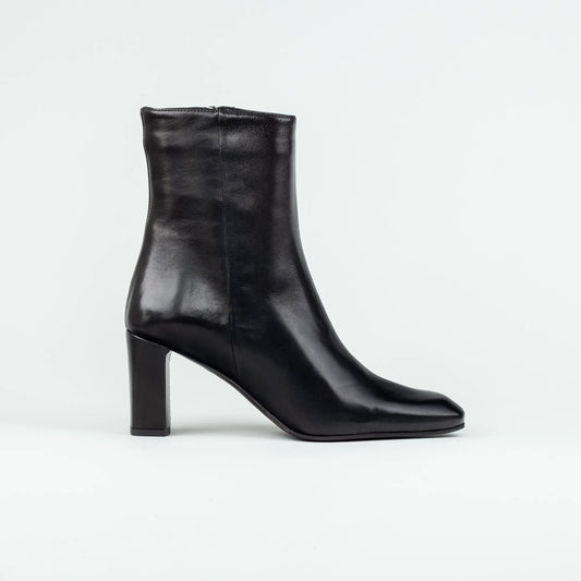 Jubile – Ankle Boot Schwarz Kalbsleder | Sacchetto | 8 cm Absatz | Handmade Italy