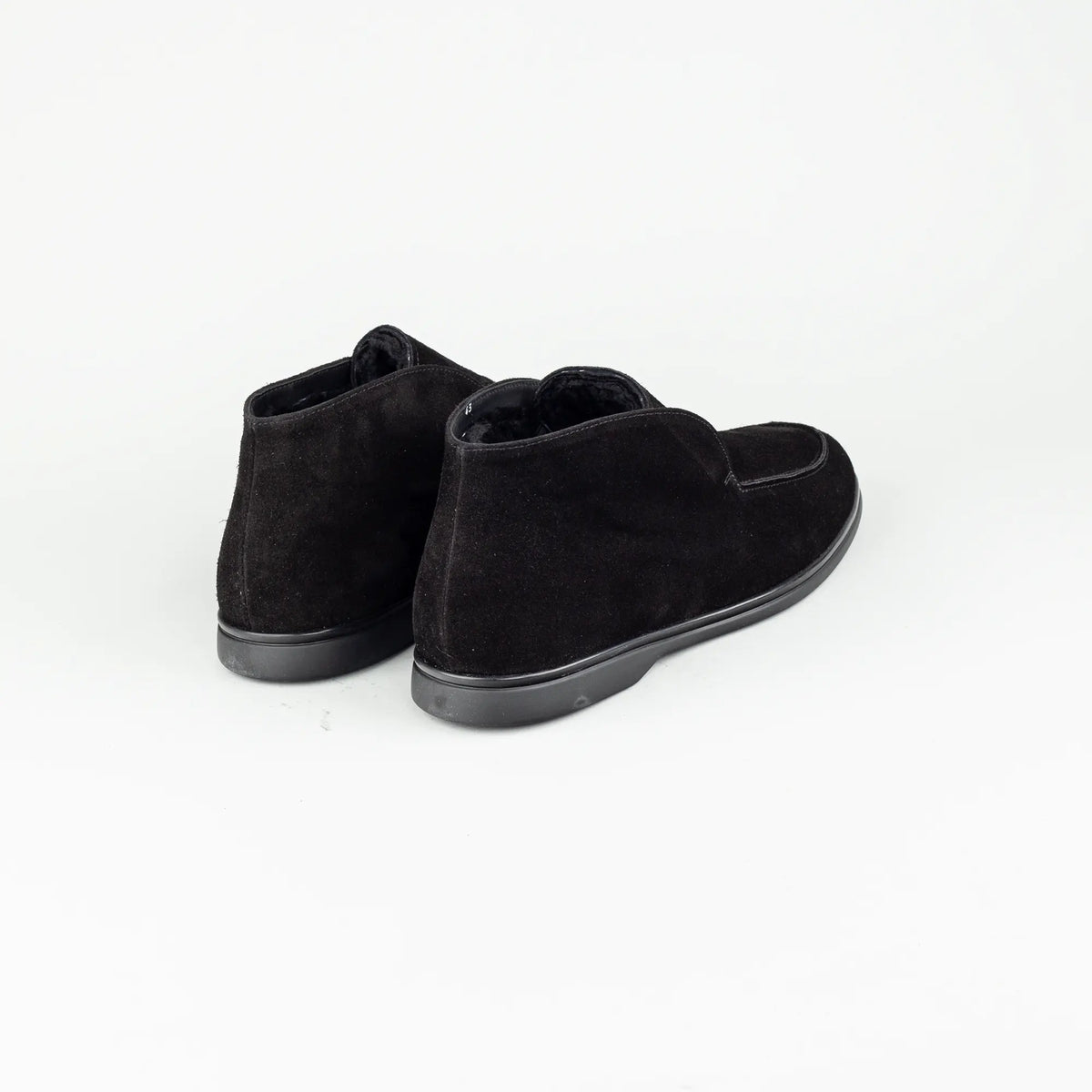 Aruci – Boot Loafer Schwarz Ziegen Wildleder | Echtes Lammfell-Futter | Handmade Italy
