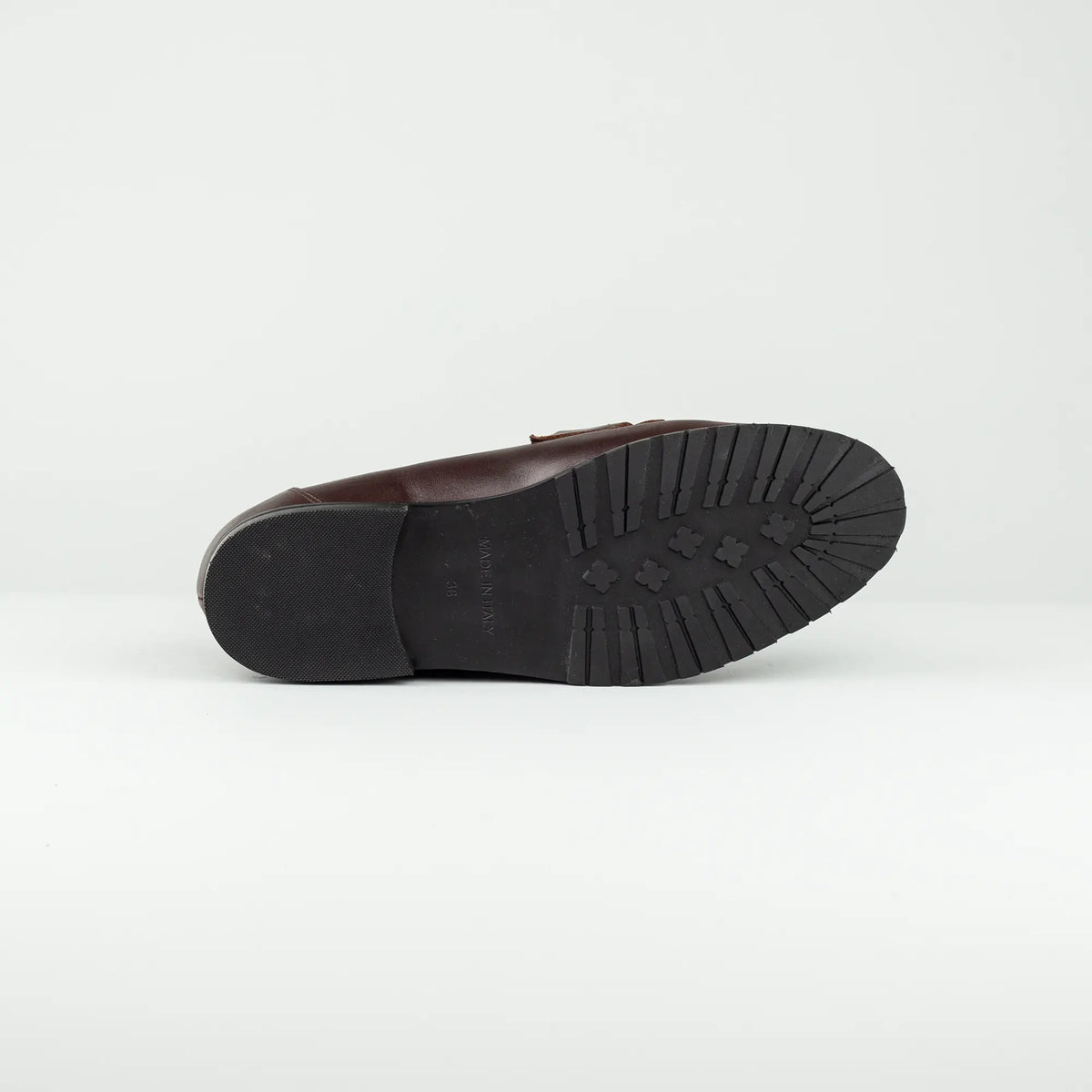 Aruci | Loafer Kalbsleder Bicolor Braun – Goldene Schnalle, Lammfell-Futter Bordeaux | Handmade in Italy