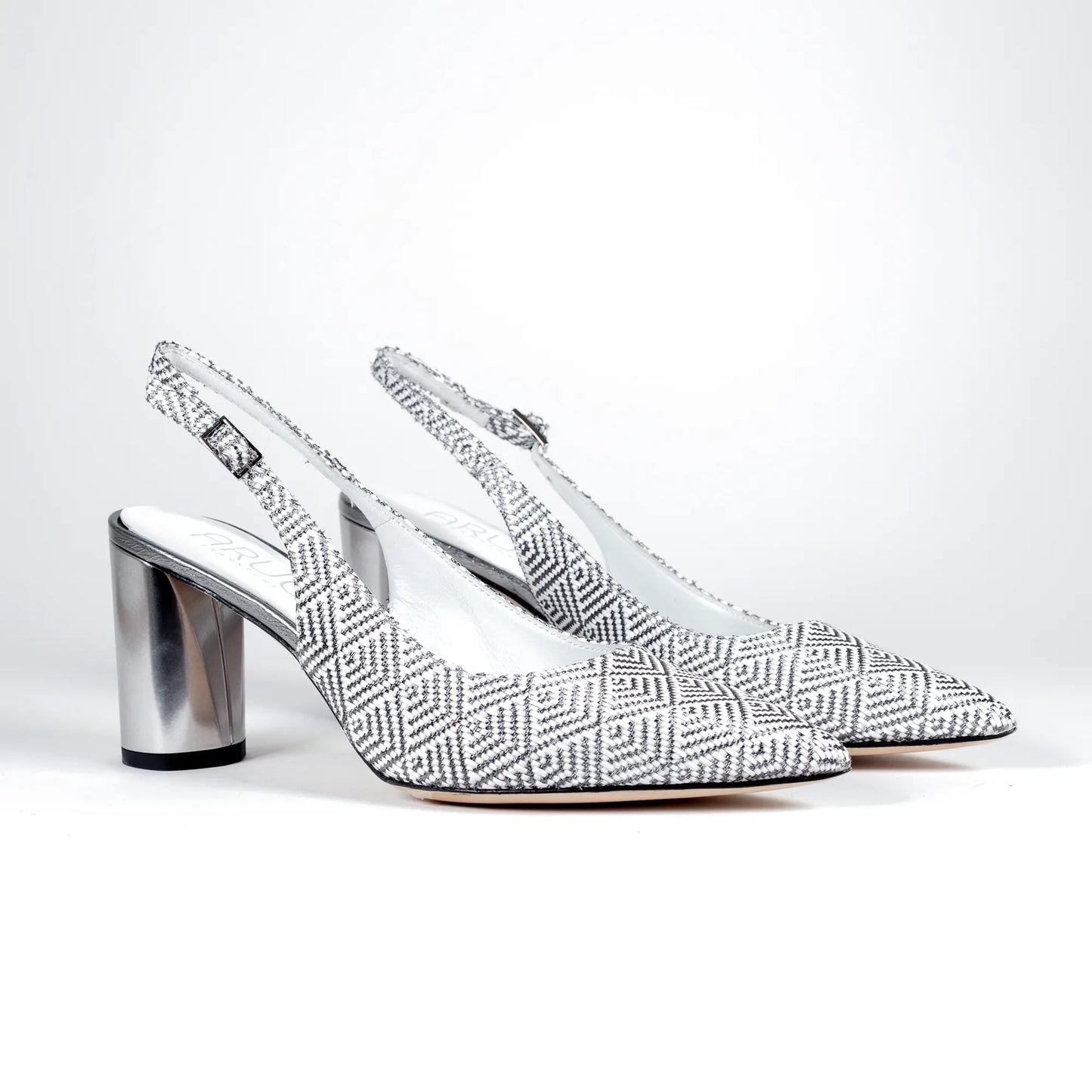 Aruci - Slingback Pump