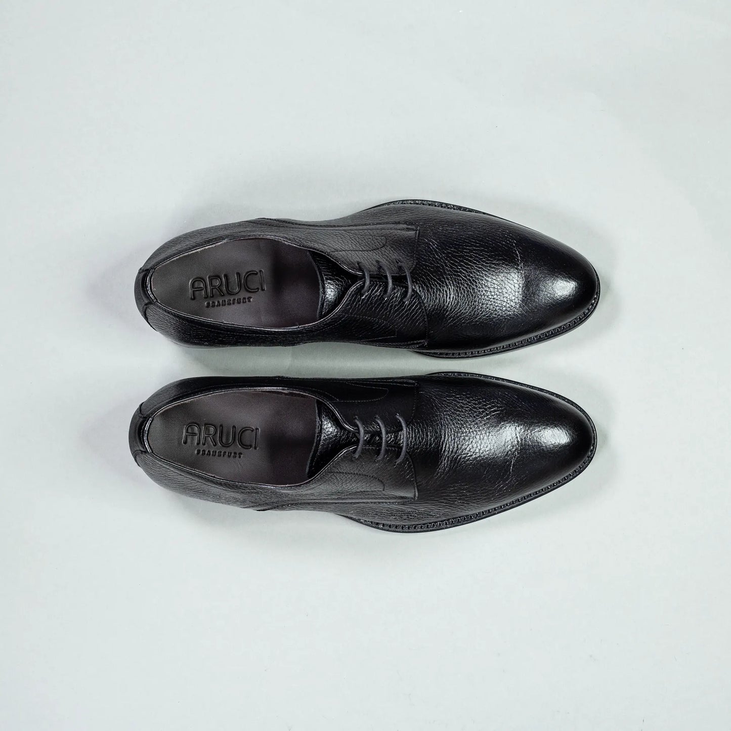 Aruci - Derby Plain