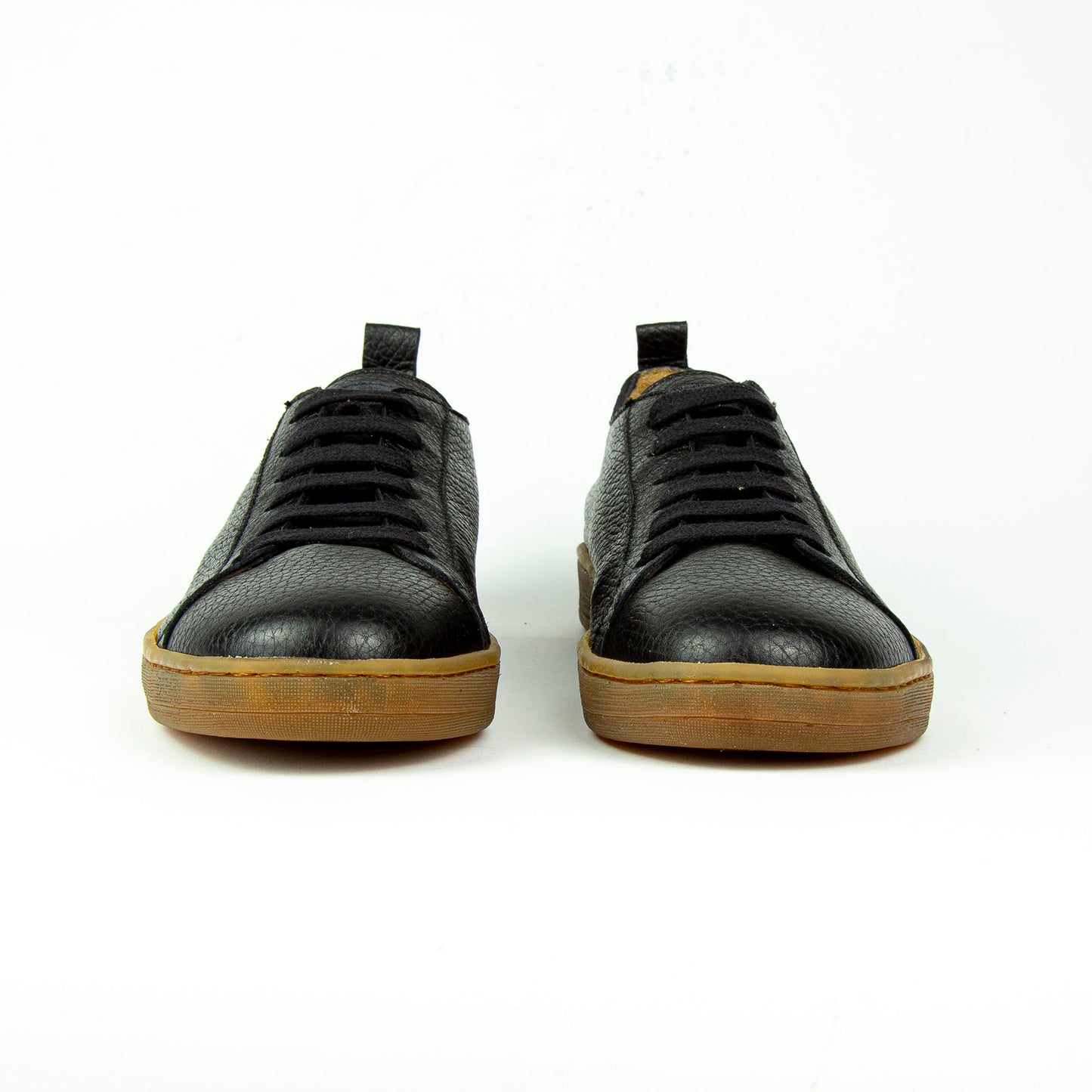 OPERA v. Antonio Maurizi - Sneaker