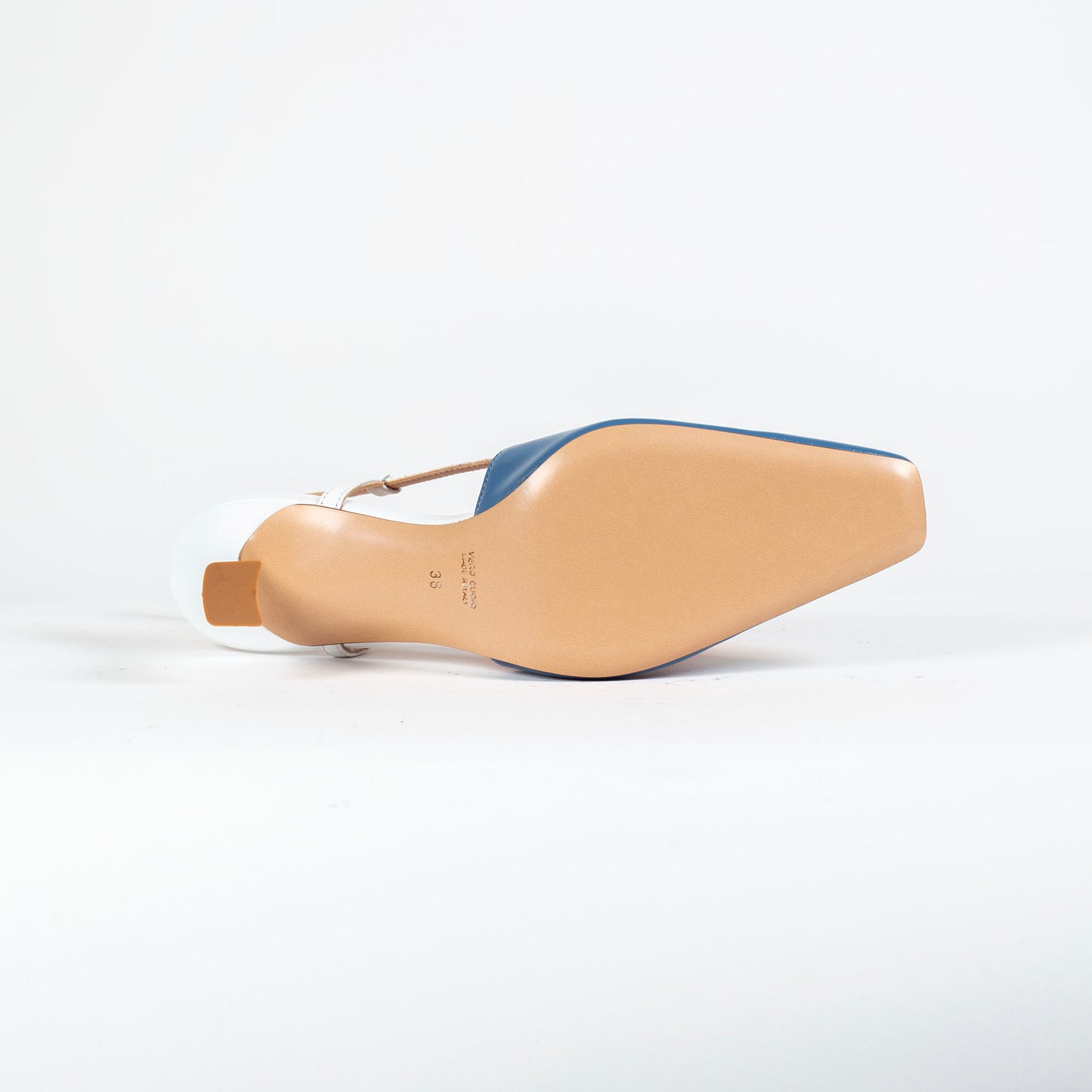Aruci - Sling Back Pumps
