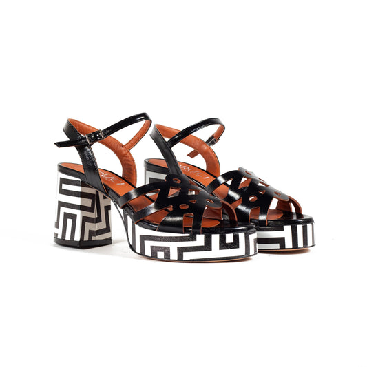 Aruci - Sandalen
