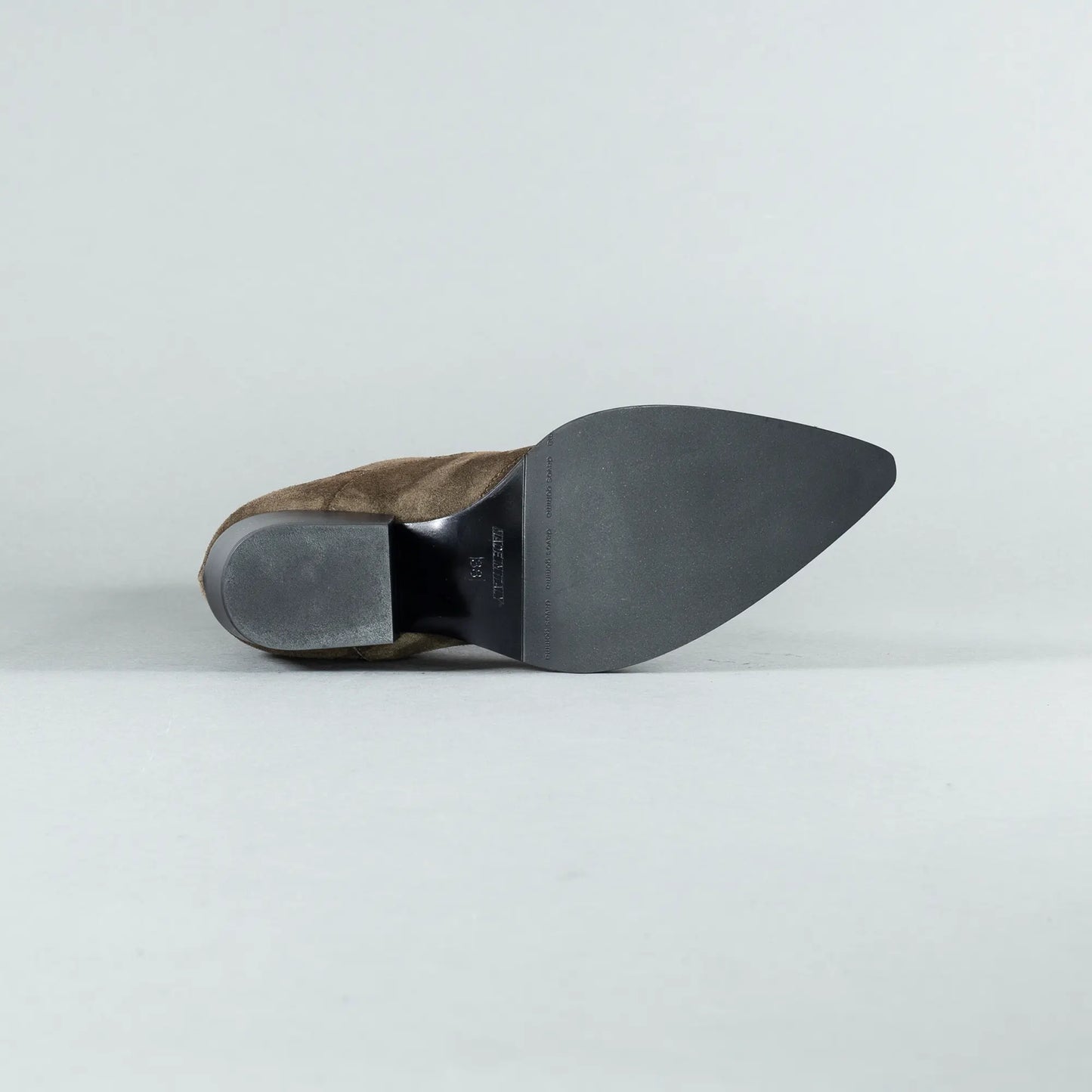 Aruci - Western Boot