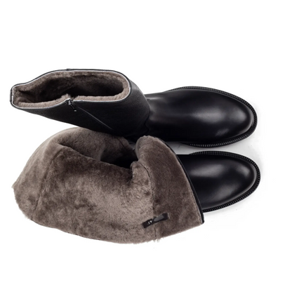 Aruci - Boot (Lammfell)