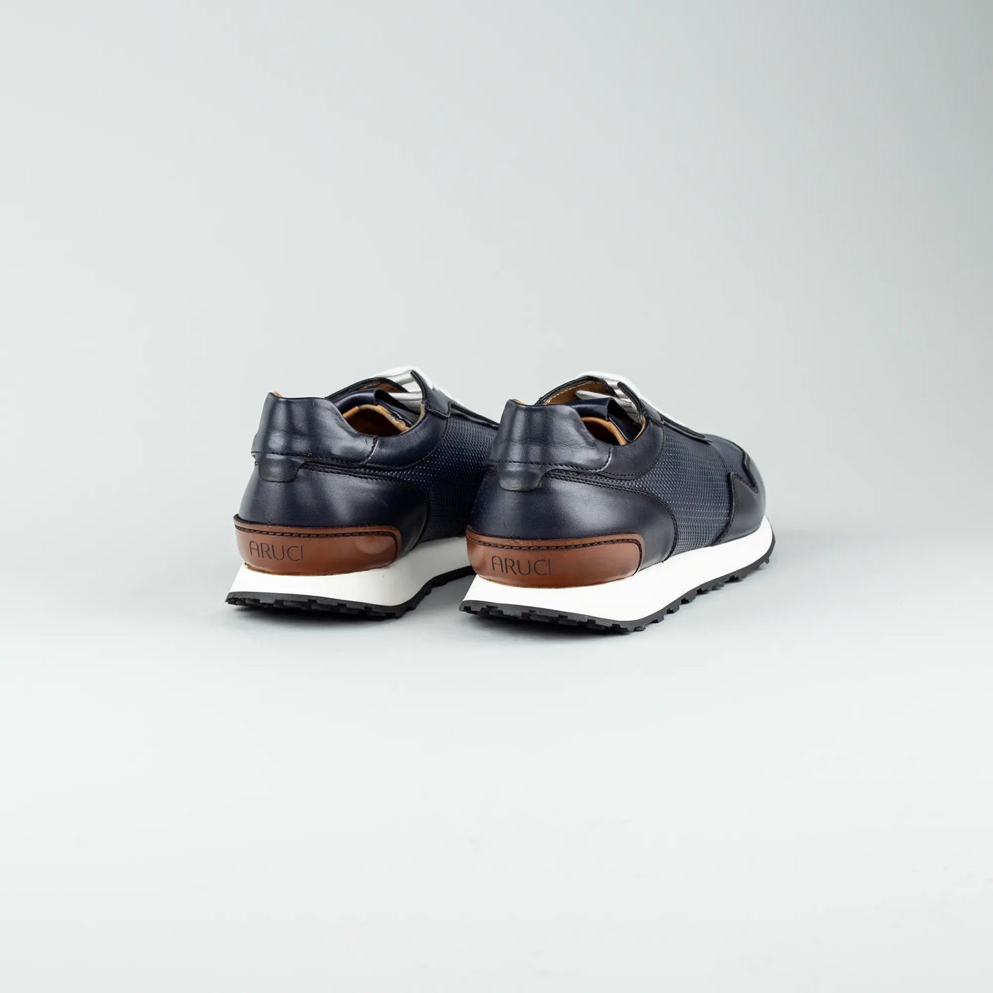 Aruci Sneaker Runner