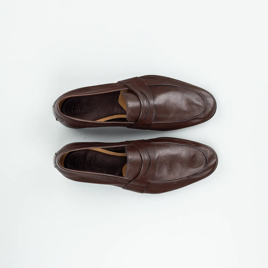 Aruci Loafer – Butterweisches Glattleder Schokobraun | Handgefertigt in Spanien