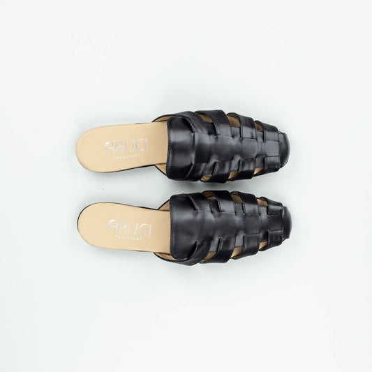 Aruci Mules – Grob Geflochtenes Kalbleder Schwarz | Handgefertigt in Italien