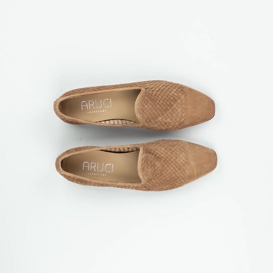 Aruci Loafer – Geflochtenes Velourleder Mittelbraun | Ledersohle | Handgefertigt in Italien