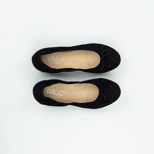 Aruci Ballerina – Velourleder Schwarz | Handgefertigt in Italien