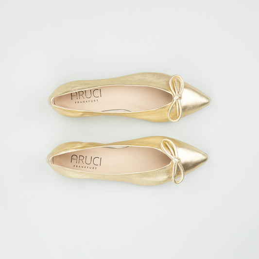 Aruci Ballerina Gold Kalbsleder mit Lederschleife – Made in Italy
