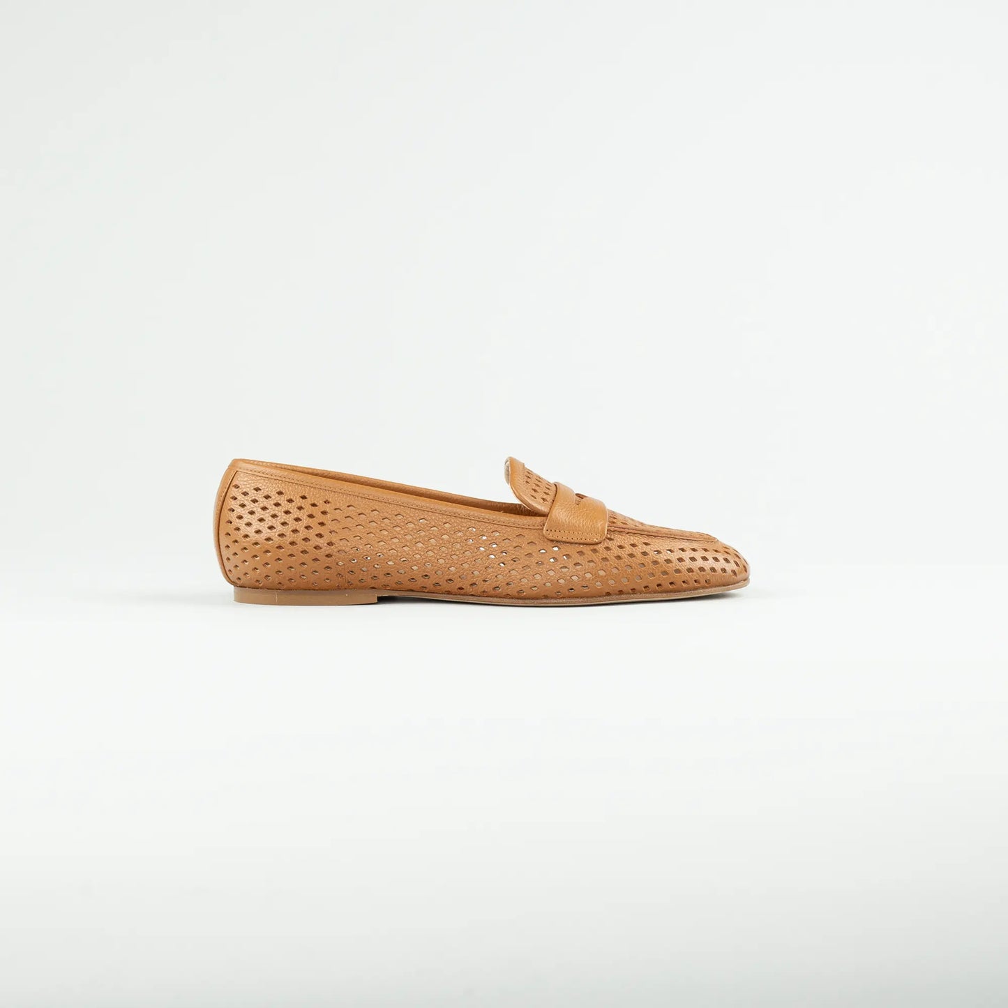 Aruci Penny Loafer – Gelochtes Geprägtes Kalbsleder Cognac-Braun | Handarbeit aus Italien