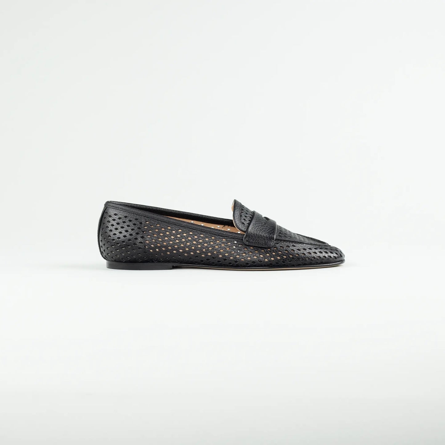 Aruci Penny Loafer – Gelochtes Geprägtes Kalbsleder Schwarz | Handarbeit aus Italien
