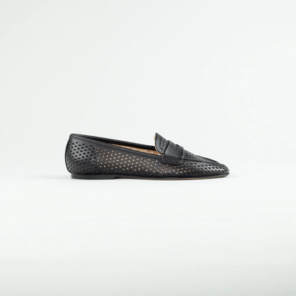Aruci Penny Loafer – Gelochtes Geprägtes Kalbsleder Schwarz | Handarbeit aus Italien