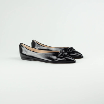 Aruci Ballerina Schwarz glänzendes Kalbsleder mit Lederschleife – Made in Italy