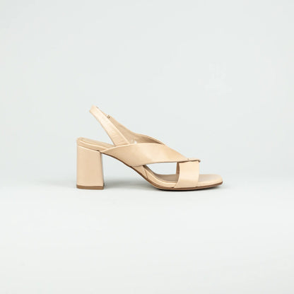 Triver Sandalen – Butterweisches Leder Beige/Nude | Handmade in Italy