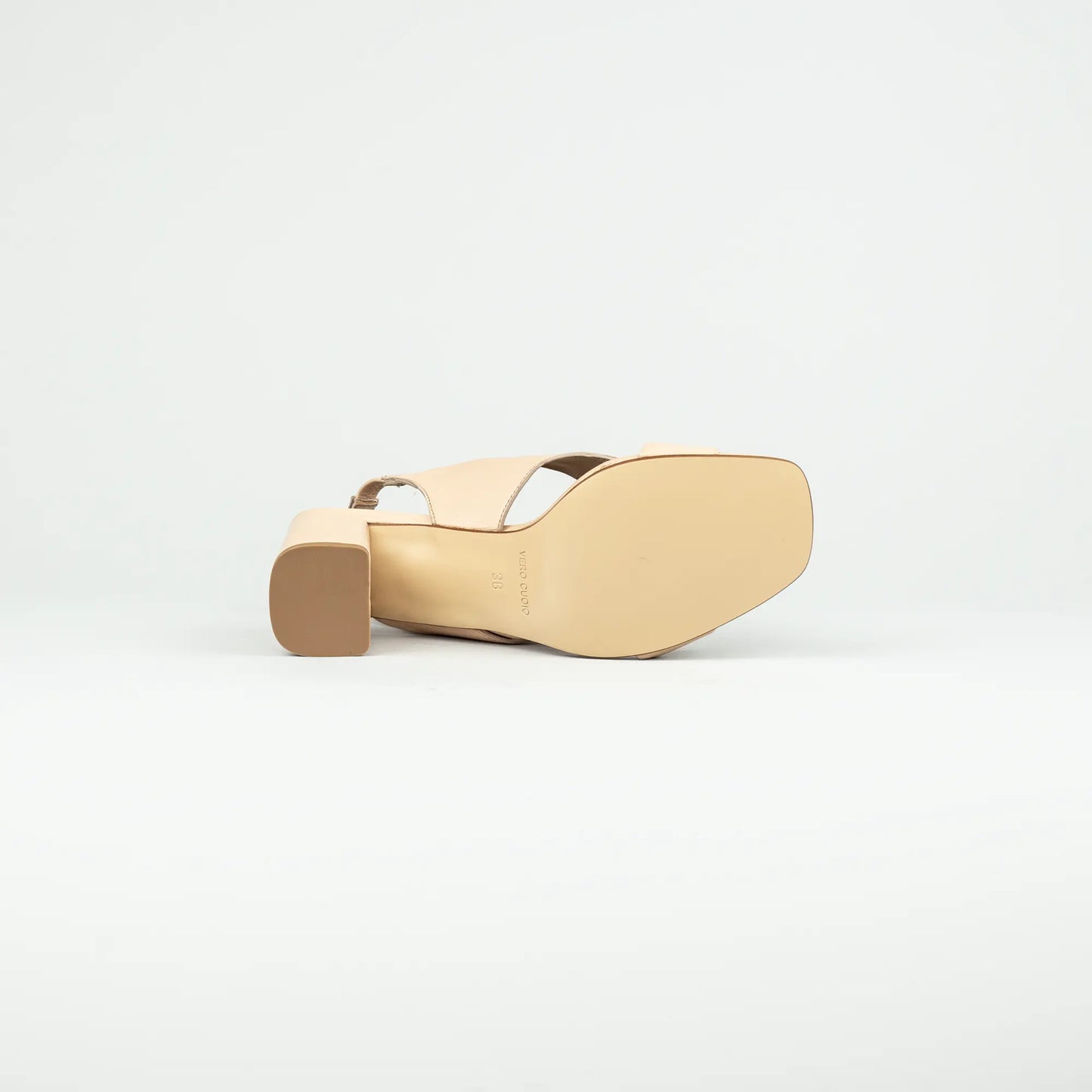 Triver Sandalen – Butterweisches Leder Beige/Nude | Handmade in Italy