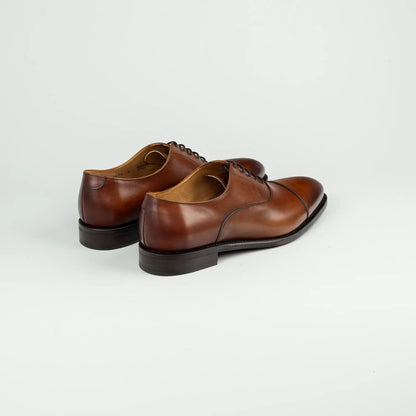 BERWICK Oxford Captoe Cuero – Rahmengenähter Herrenschuh