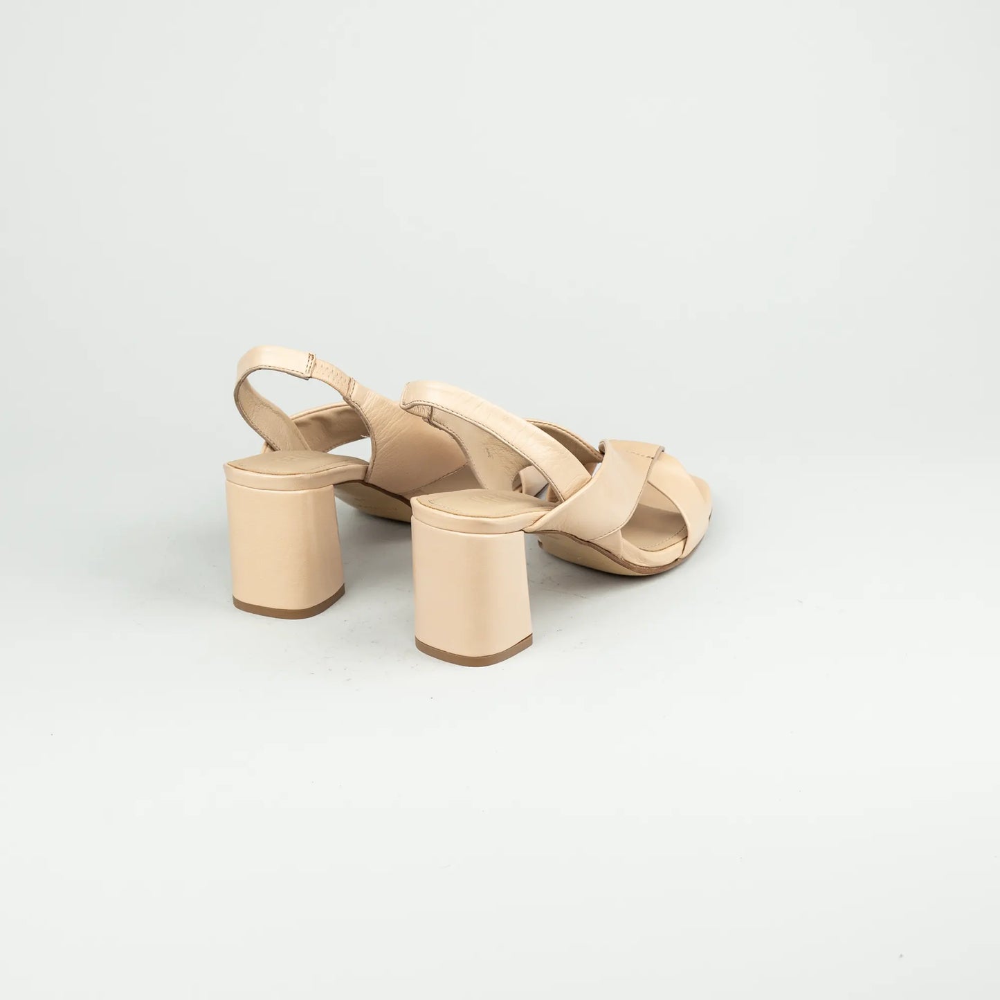 Triver Sandalen – Butterweisches Leder Beige/Nude | Handmade in Italy