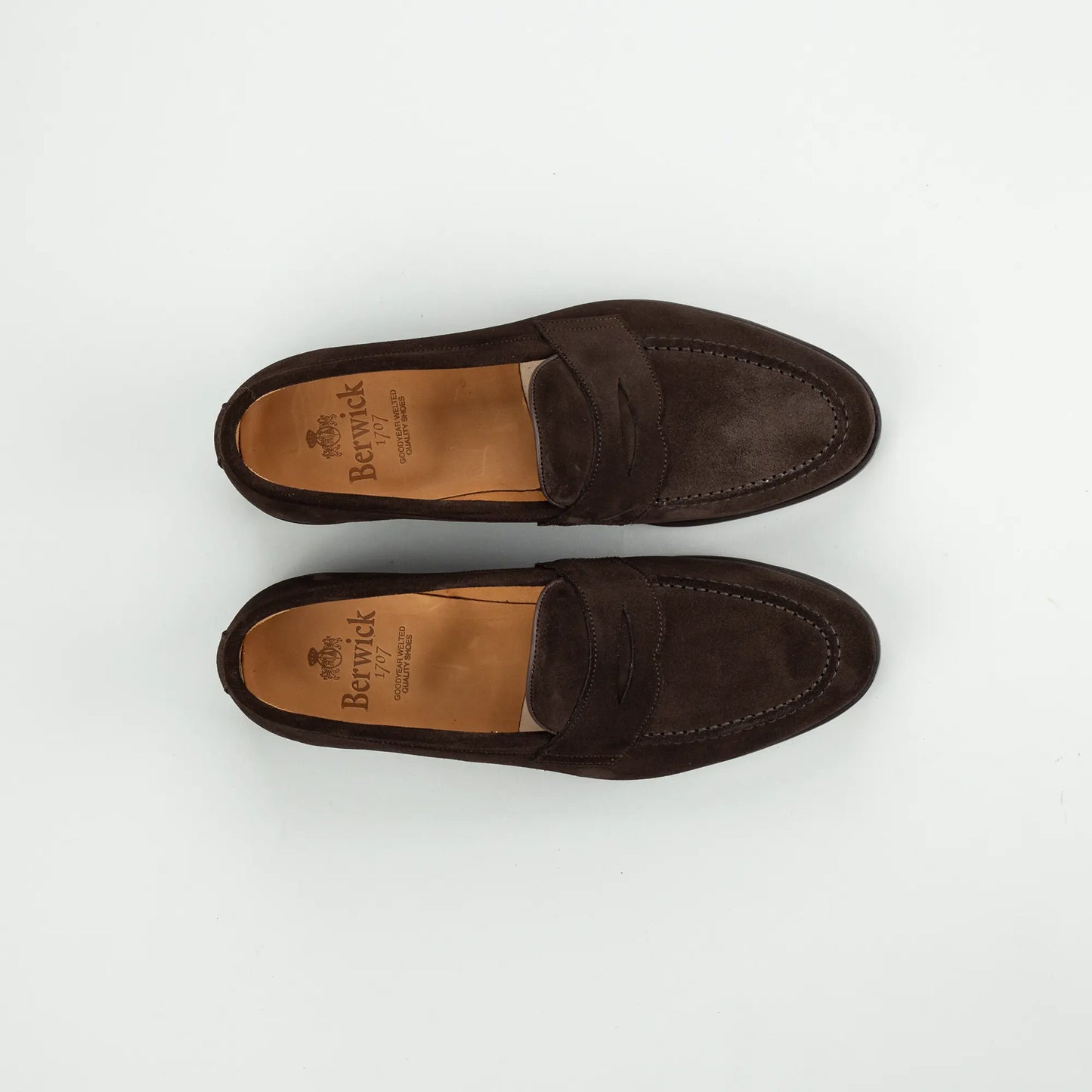 BERWICK Loafer Superbuck – Veloursleder Goodyear Welted