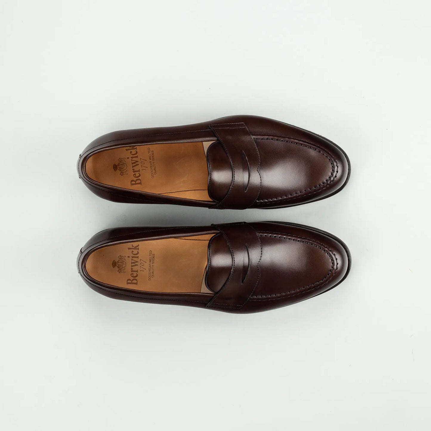 BERWICK Loafer Dunkelbraun – Kalbsleder Goodyear Welted