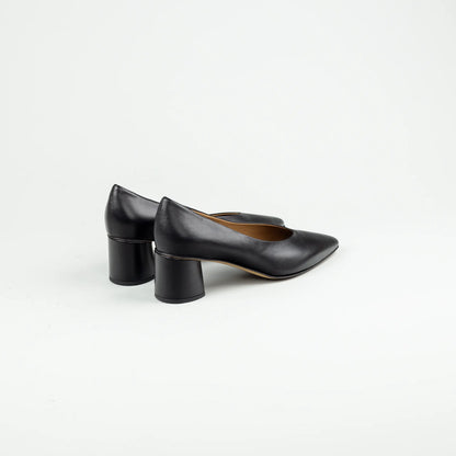 Voltan – Klassische Damenschuhe mit moderner Silhouette | Handgemacht in Italien (Kopie)