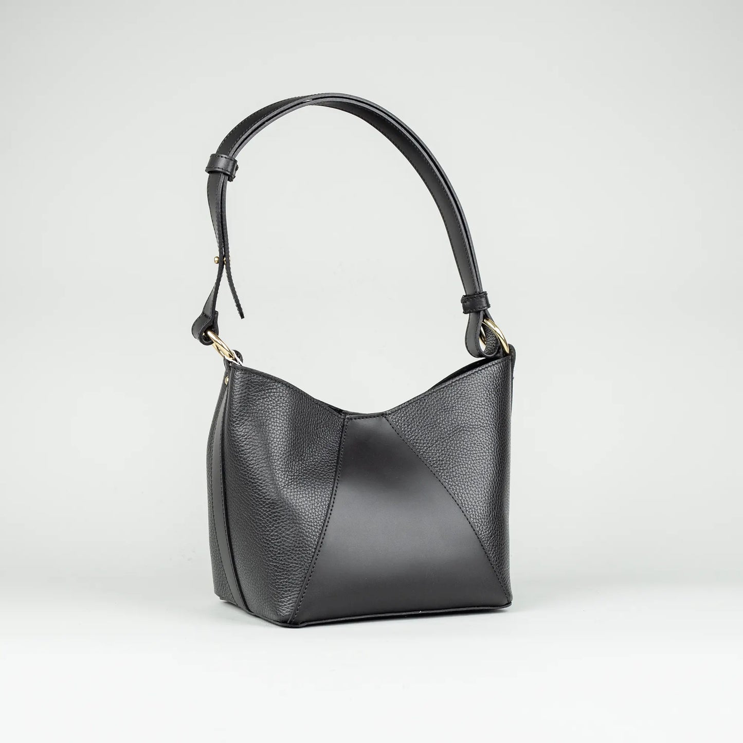 Aruci Damen Handtasche – Handgefertigtes Leder, Made in Italy