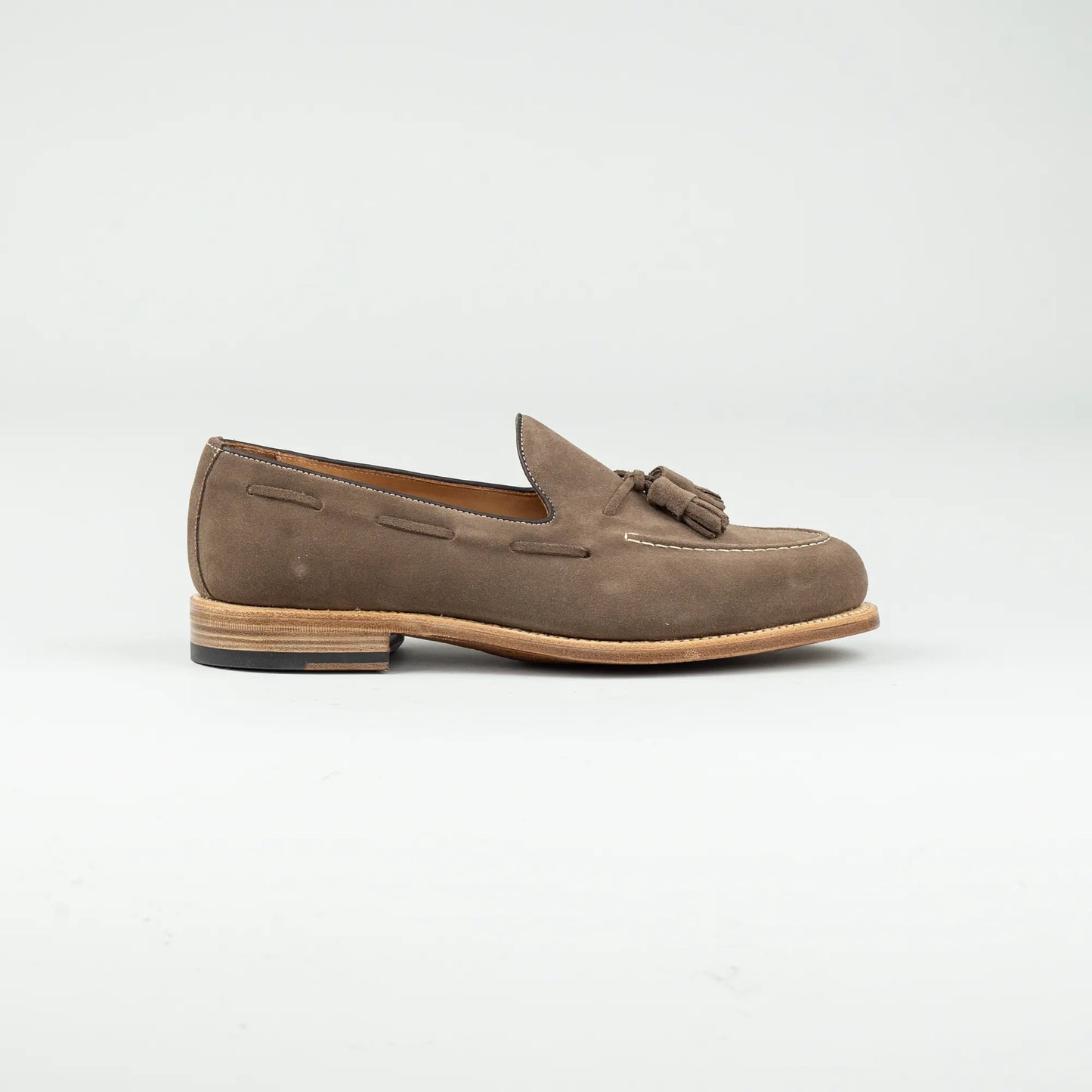 BERWICK Tassel Loafer Taupe – Goodyear Welted