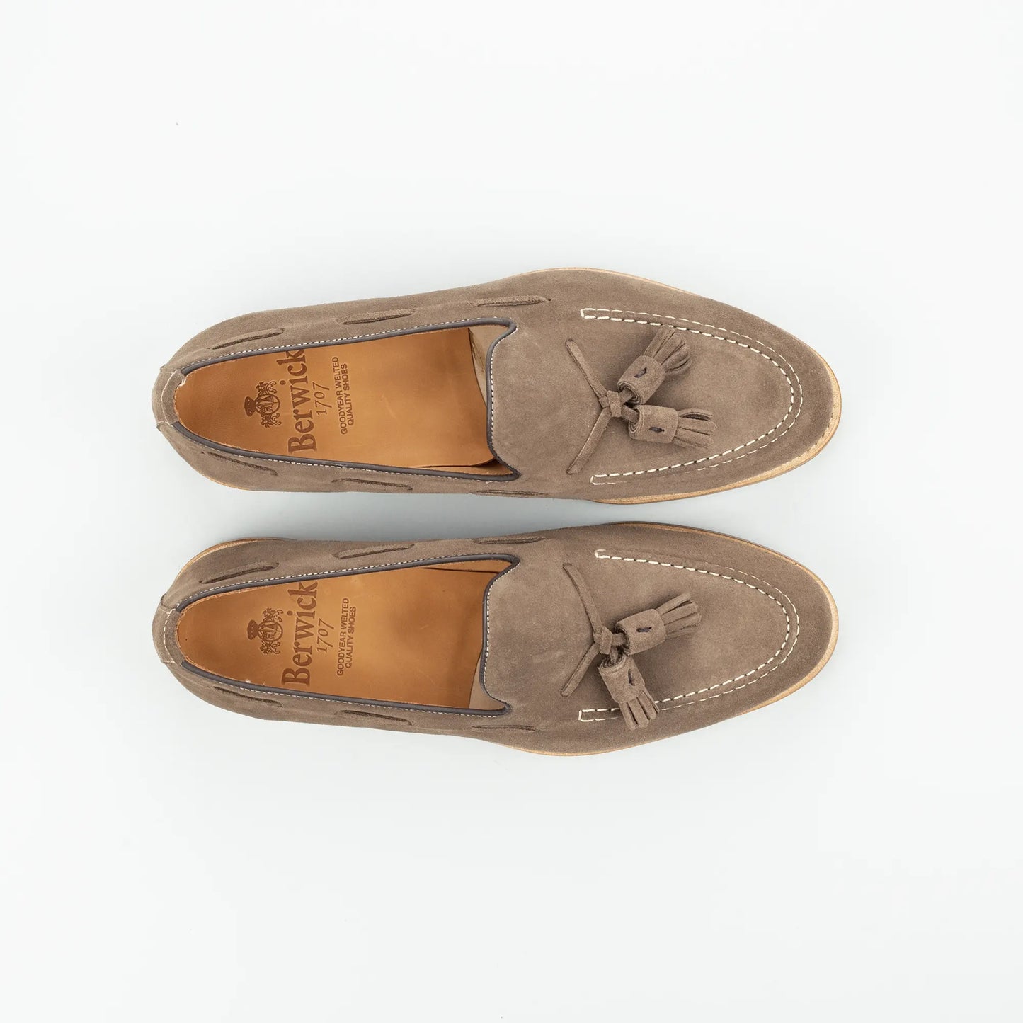 BERWICK Tassel Loafer Taupe – Goodyear Welted