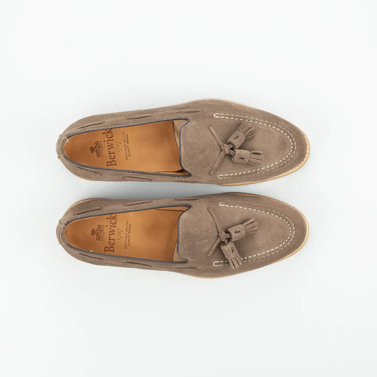BERWICK Tassel Loafer Taupe – Goodyear Welted