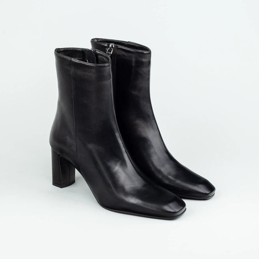 Jubile – Ankle Boot Schwarz Kalbsleder | Sacchetto | 8 cm Absatz | Handmade Italy