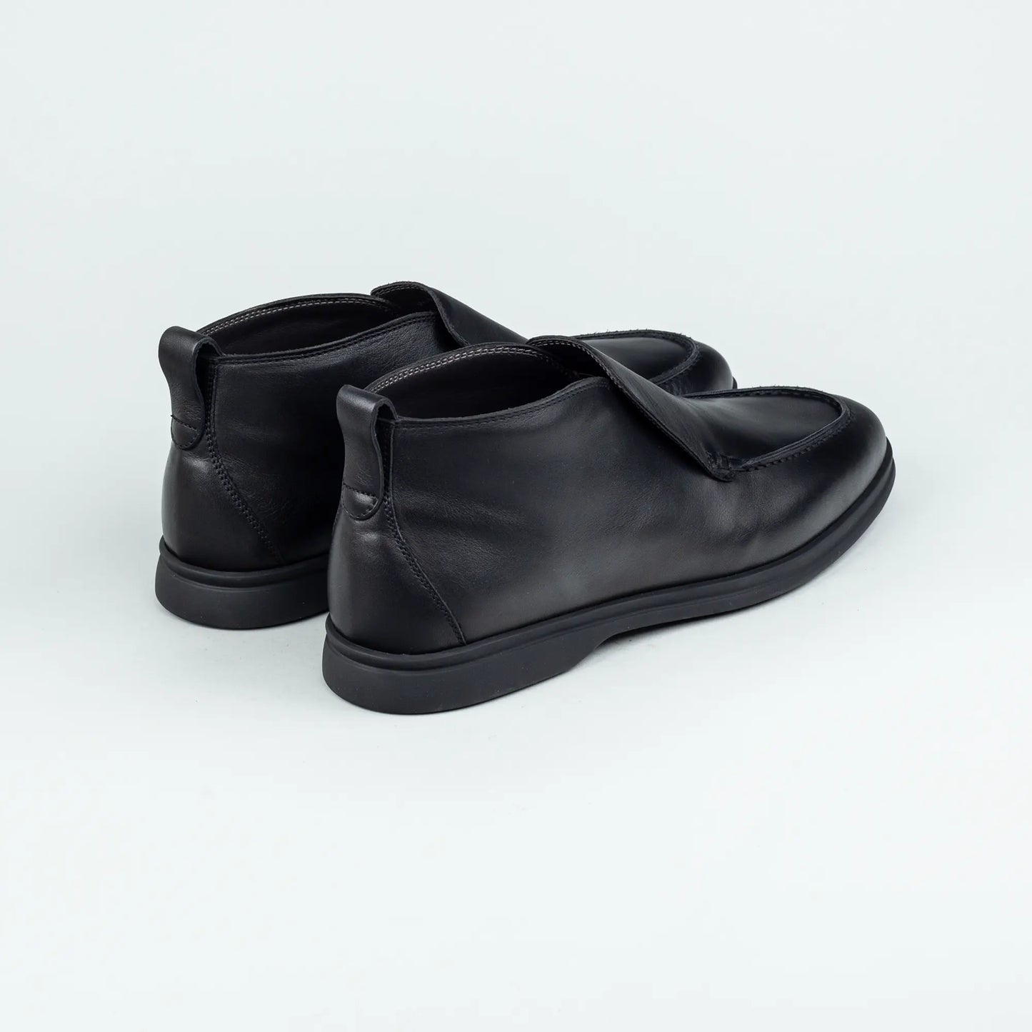 CALO – Boot Loafer Schwarz Kalbsleder | Moderner Lässiger Look | Handmade Italy