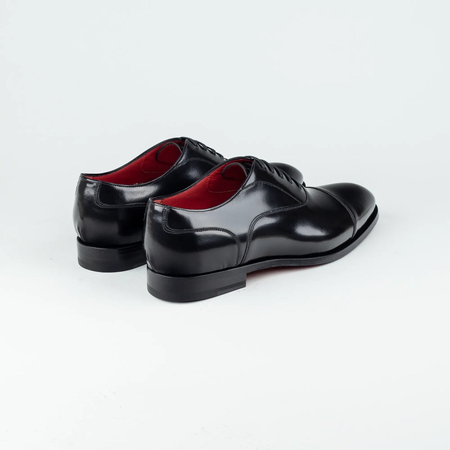 Ortigni – Oxford Captoe | Rotes Lederfutter & Ledersohle | Handmade Toskana