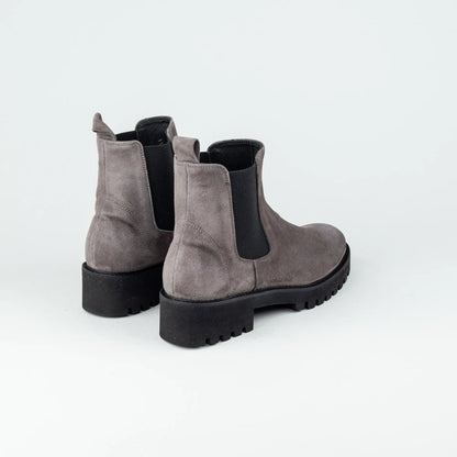 Aruci – Chelsea Boot Wildleder Taupe | Sacchetto | Handmade Italy