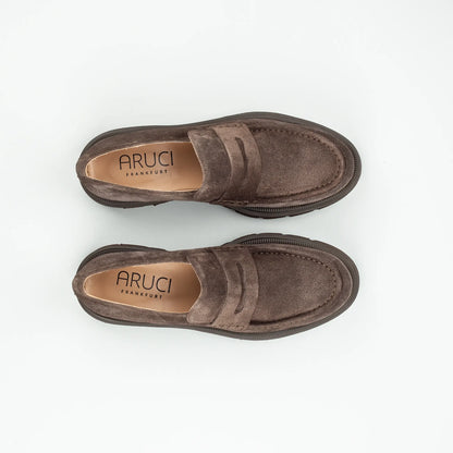 Aruci – Loafer Velourleder Braun | Modische Form | Flexible Gummisohle | Handmade Italy