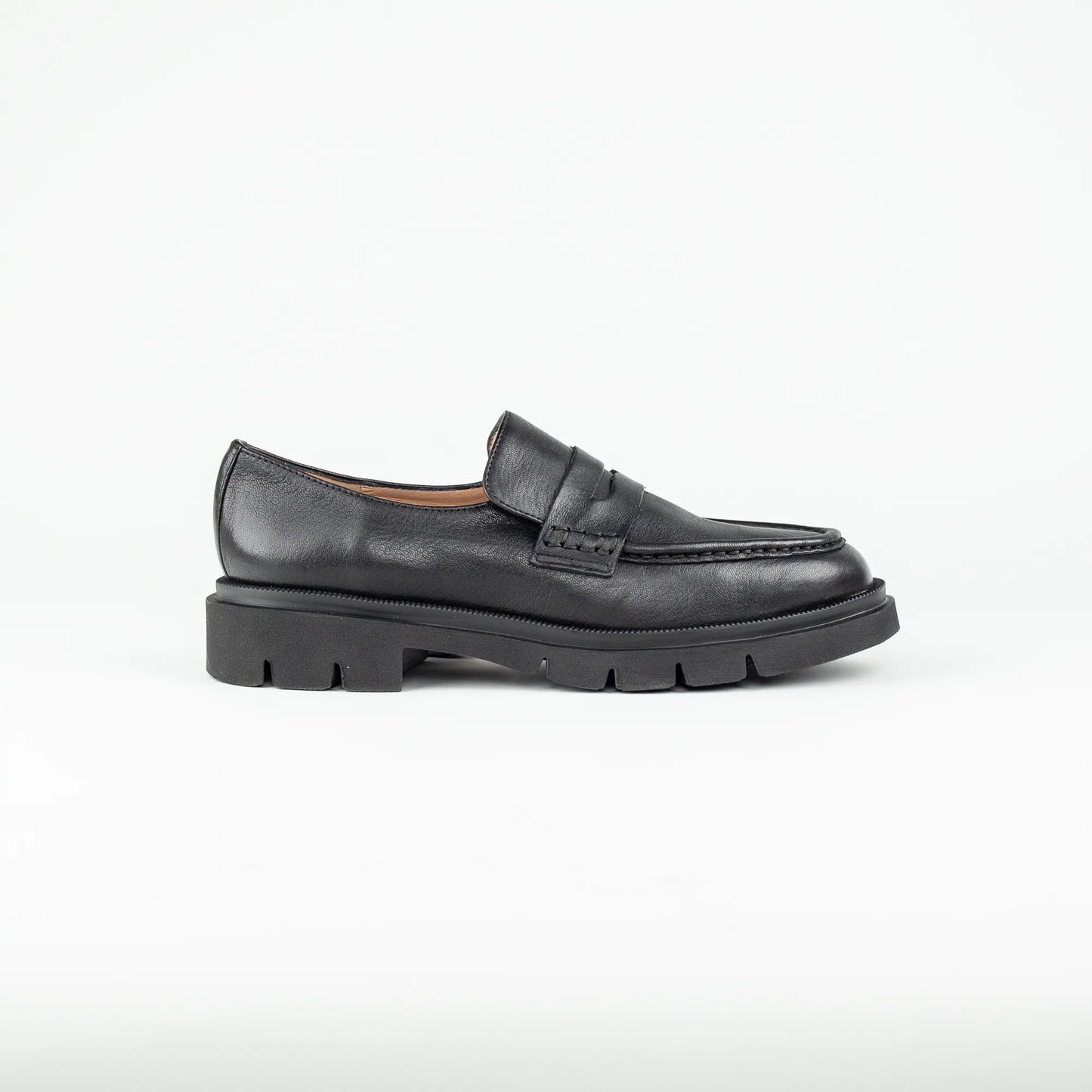 Aruci – Loafer Kalbsleder Schwarz | Modische Form | Flexible Gummisohle | Handmade Italy