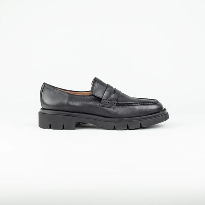 Aruci – Loafer Kalbsleder Schwarz | Modische Form | Flexible Gummisohle | Handmade Italy