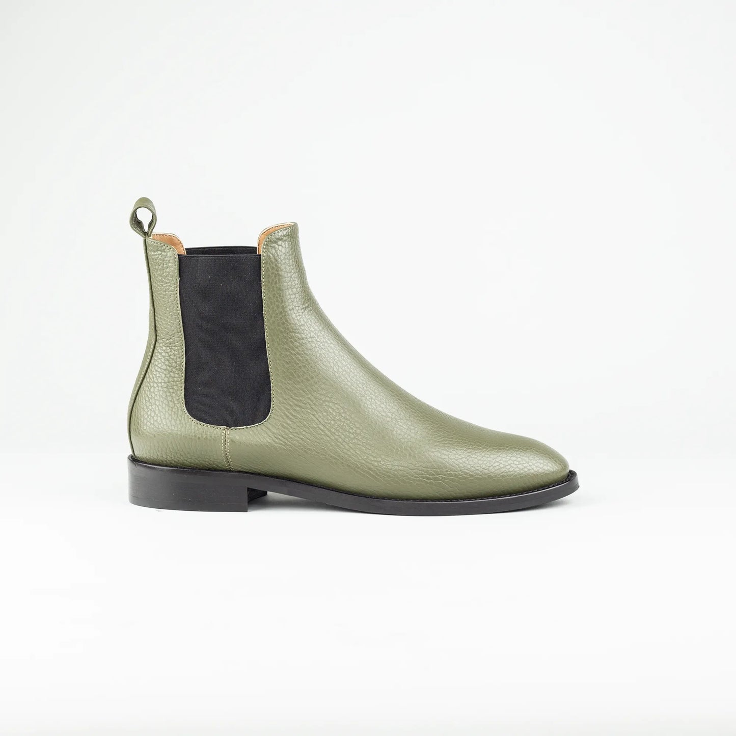 Voltan – Chelsea Boot Geprägtes Kalbsleder Grün | Handmade Italy | Premium Damenschuh