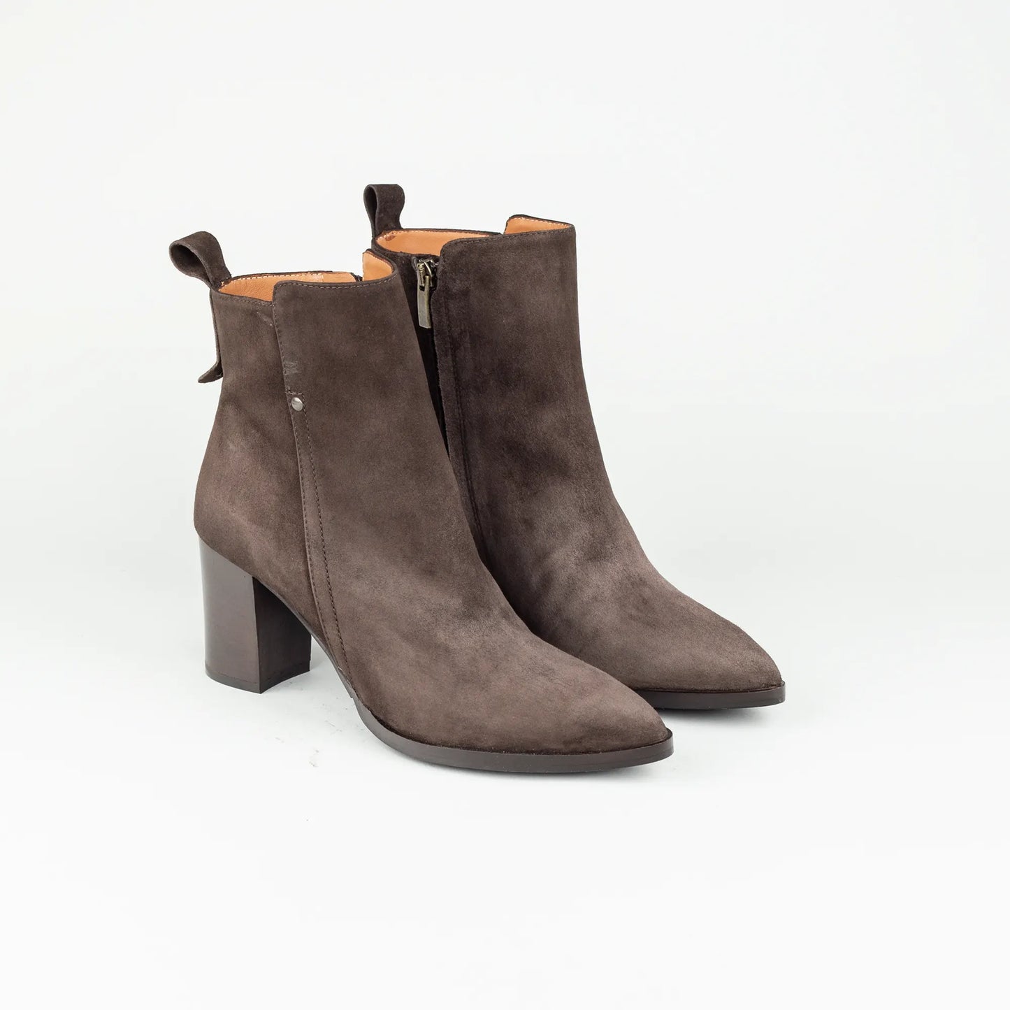 Aruci – Ankle Boot Spitze Velourleder Braun | Schicke Absatzhöhe | Handmade Italy