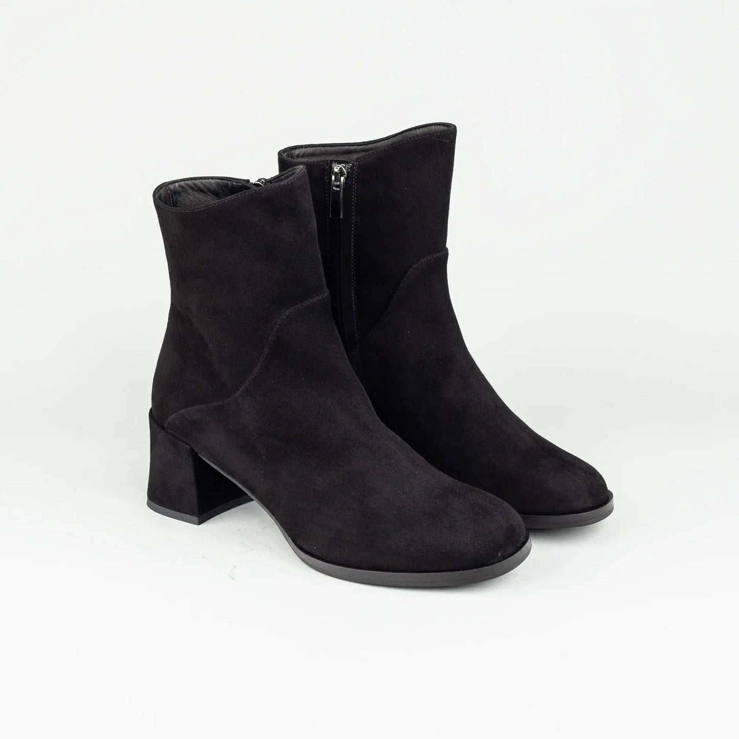 Aruci – Ankle Boot Wildleder Schwarz | Tolle Passform | Handmade Italy