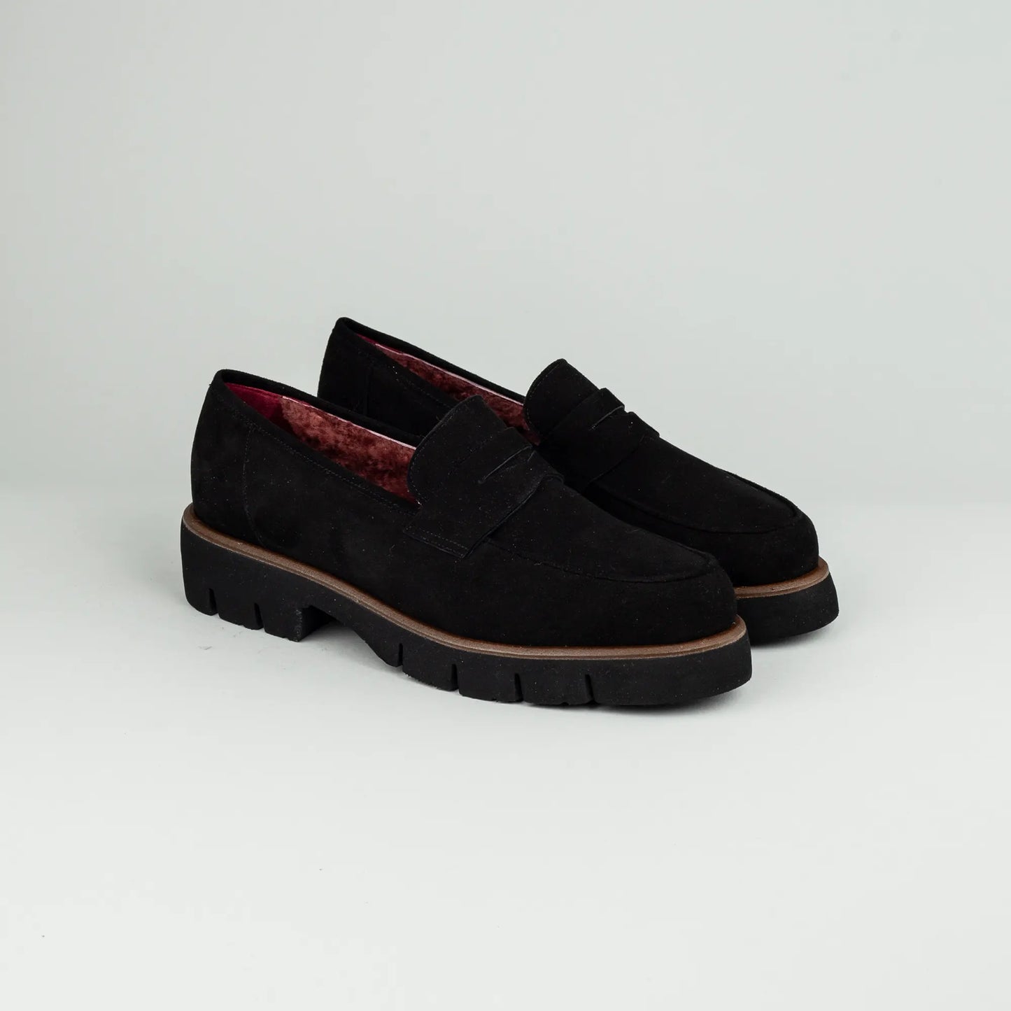 Aruci | Loafer Velourleder Schwarz – Echtes Lammfell-Futter Bordeaux | Handmade in Italy