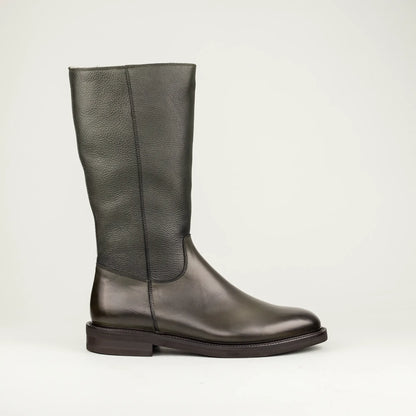Aruci – Hoher Herren-Lammfellstiefel in Olivgrün