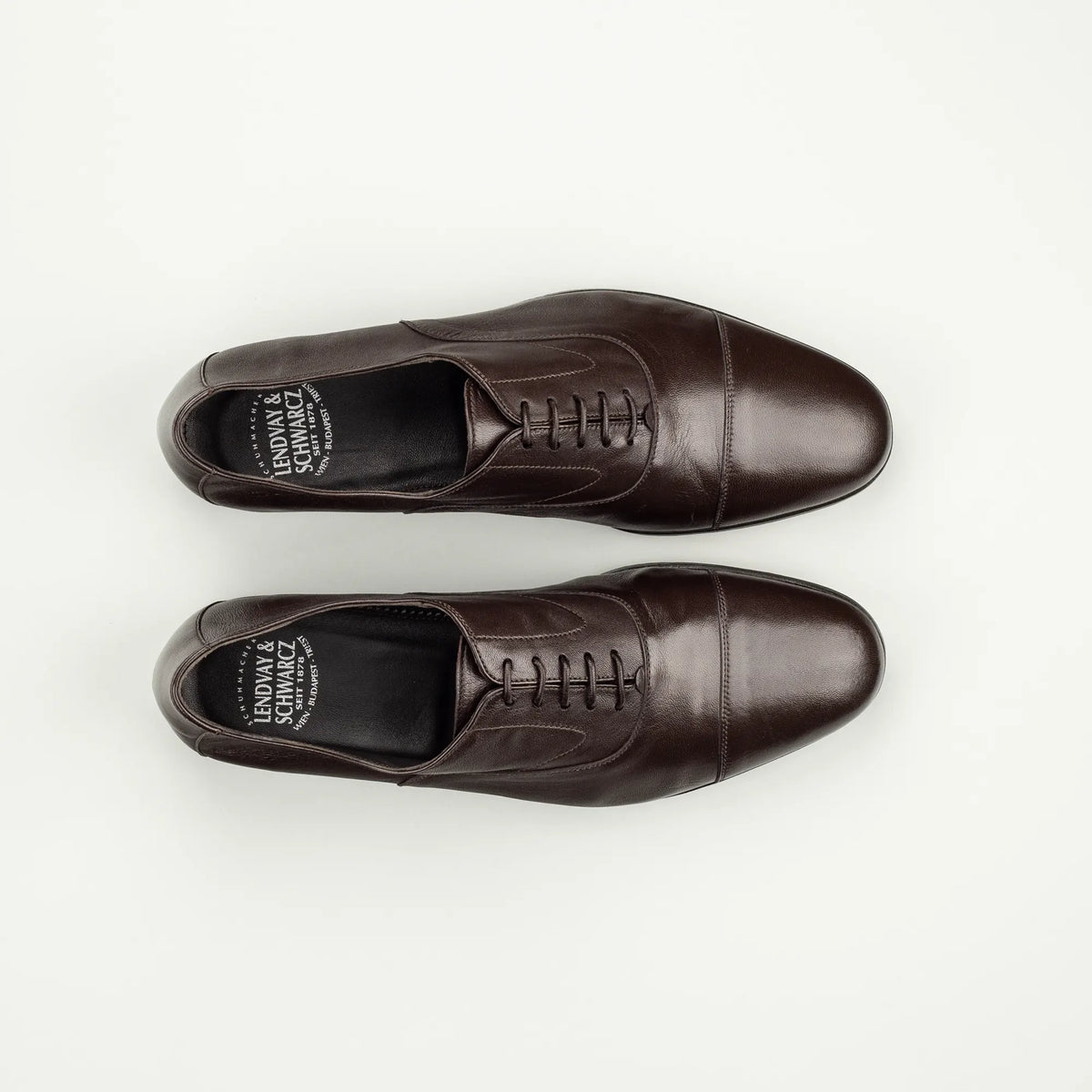 Lendvay & Schwarcz – Oxford Captoe aus braunem Kalbsleder