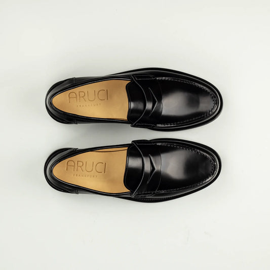 Aruci – Penny Loafer Herren aus hochpoliertem schwarzem Kalbsleder