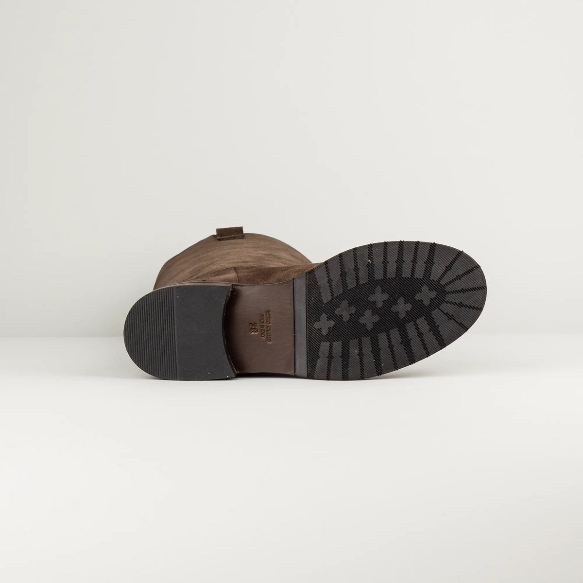 Aruci Schlupfstiefel – Klassisch & modern | Handmade in Italy