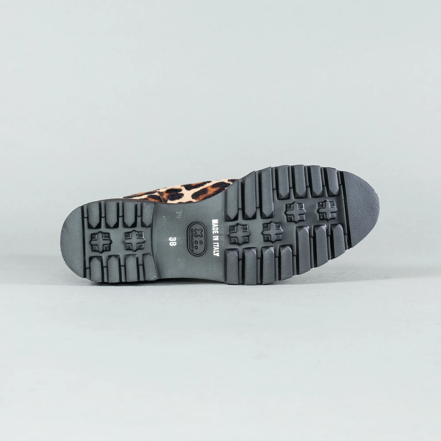 Aruci - Chelsea Boots